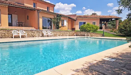 Vente Maison 230 m² à Saint-Saturnin-les-Apt 920 000 €