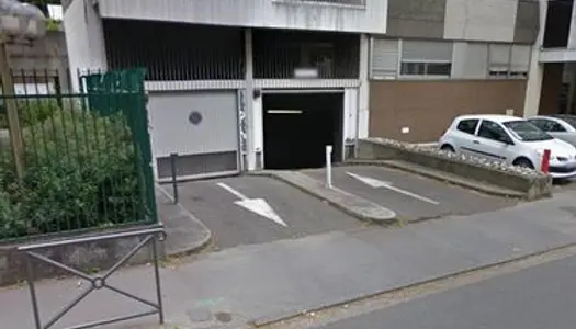 Emplacement Parking sécurisé souterrain rue Louis Guérin 