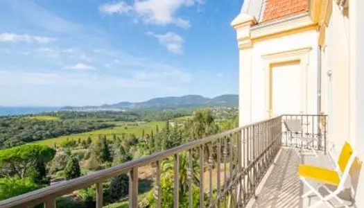 Magnifique appartement avec vue sur la mer et les vignes