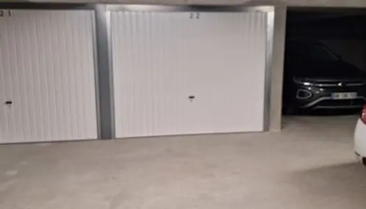 Garage box location 