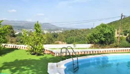 Superbe villa climatisée piscine privée à saisir 