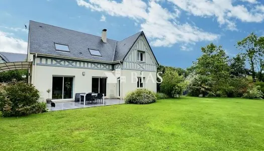 Maison 5 pièces 182 m² 