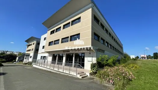 Bureau 2600 m² 