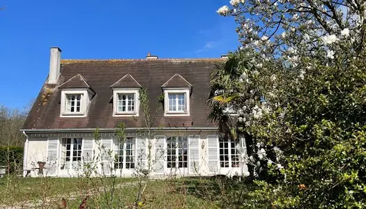 Maison 8 pièces 250 m²