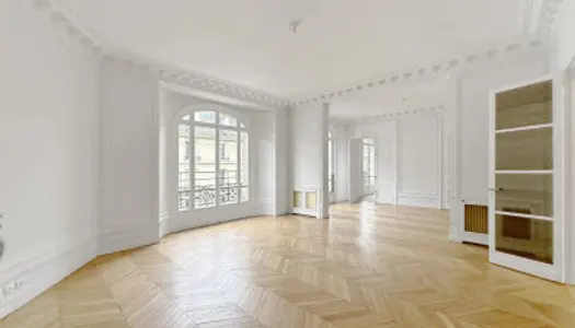 Appartement 7 pièces 260 m² 