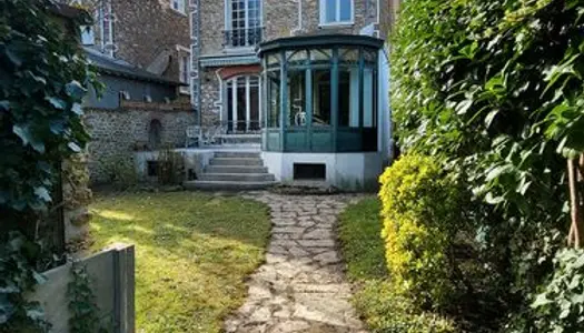 Maison de caractère en meulière proche de la Gare RER C et D de Juvisy-sur-Orge