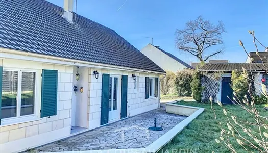 Charmante maison de plain pied et son jardin 500 m2