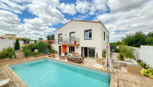 Maison - Villa Vente Royan 7p 162m² 678800€