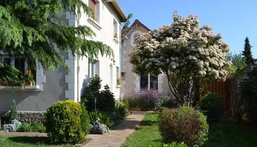 Maison 10 pièces 338 m²