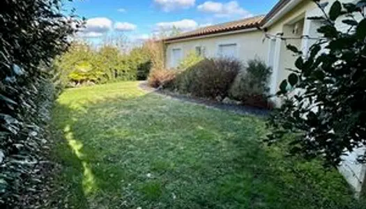 Maison 5 P 137 m² avec piscine et garage 15 m²