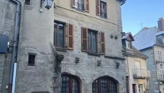 Maison 5 pièces 198 m²