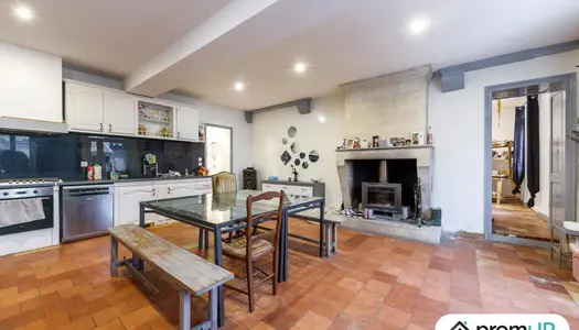 Vente Maison de maître 245 m² à Coutras 228 990 €