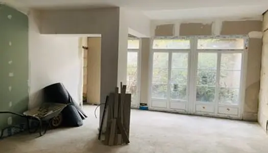 Maison 8 pièces 253 m² 