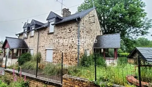 MAISON EN PIERRES JAVRON LES CHAPELLES 