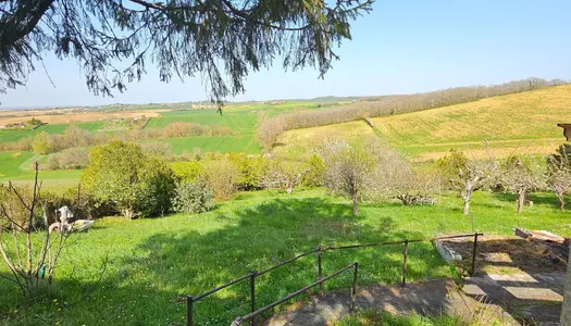 MAISON AVEC BEAU TERRAIN A EMPEAUX - 31470