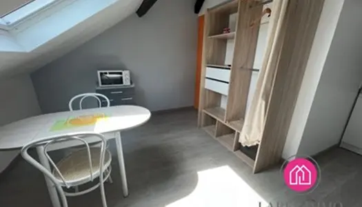 Studio 1 pièce 14 m² 