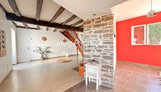 En centre-bourg maison 64 m² jardin garage