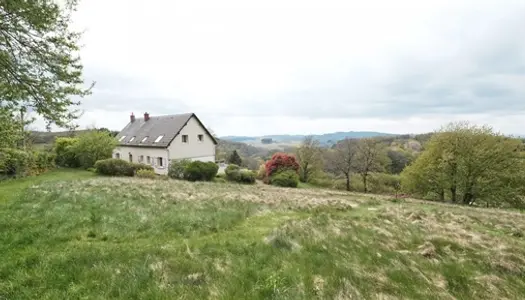 Grande maison proche Villapourcon avec vue panoramique 