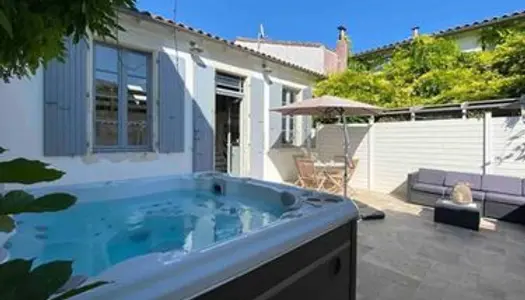 Maison rétaise typique RIVEDOUX avec jacuzzi 