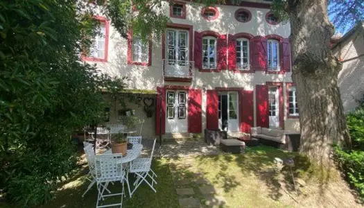 Maison 8 pièces 346 m² 