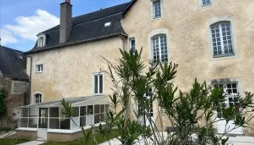 Maison 10 pièces 356 m² 