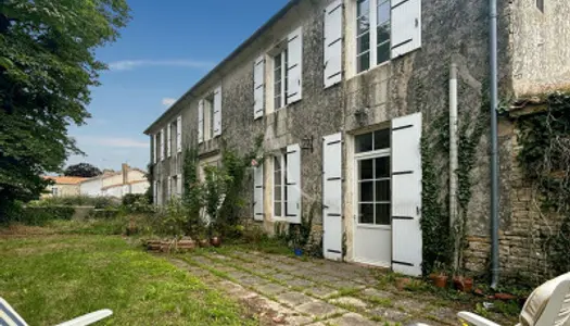 Maison 7 pièces 225 m² 