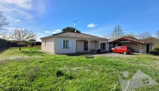 Maison avec jardin et garage