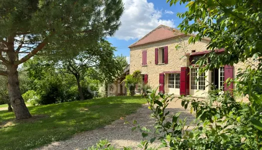 Dpt Lot et Garonne (47), à vendre CAUBON SAINT SAUVEUR Maison avec piscine 4 chambres 