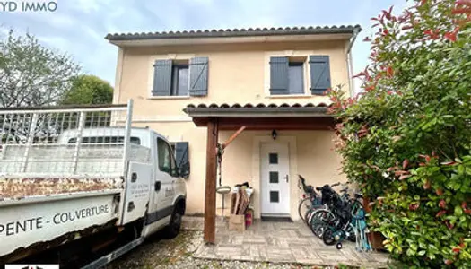 Maison 4 pièces, 3 chambres, terrasse couverte et jardinet 