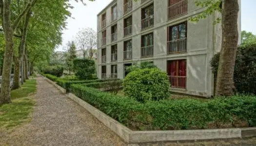 Appartement 6 pièces 145 m² 