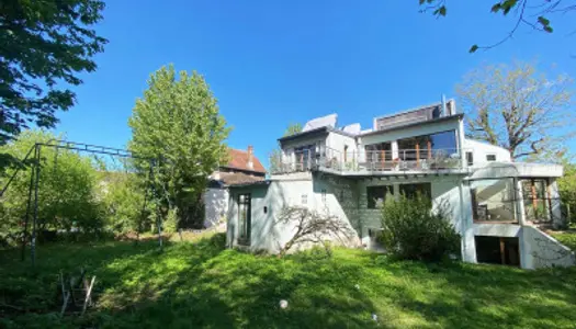 Maison 12 pièces 445 m² 