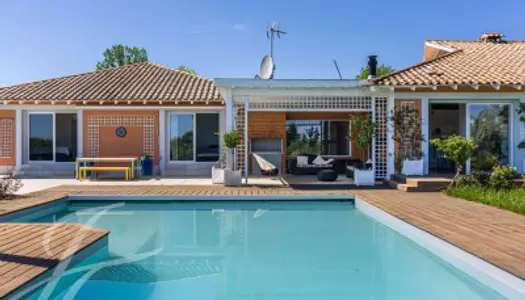 Bordeaux Rive droite - Villa d'exception avec piscine 5 chambres 