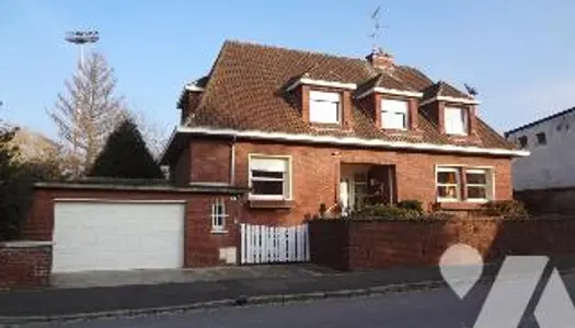 Maison 7 pièces 243 m² 