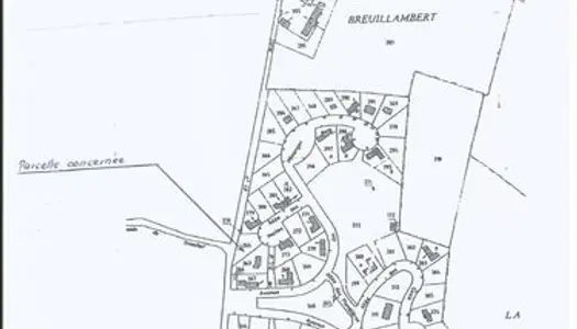 Vends terrain à bâtir 855 m2 à BREUIL-AMBERT