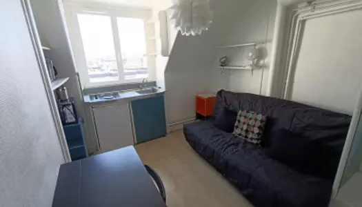 Appartement 1 pièce 9 m² 