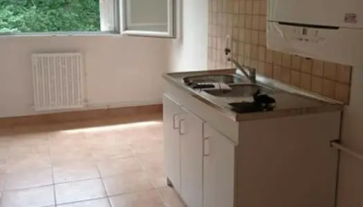 Appartement meublé F4 