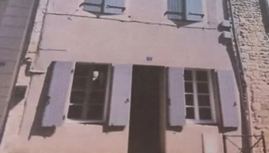 Maison à louer à Ruffec 