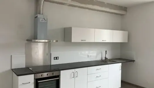 Location maison 5 pièces 150m2 