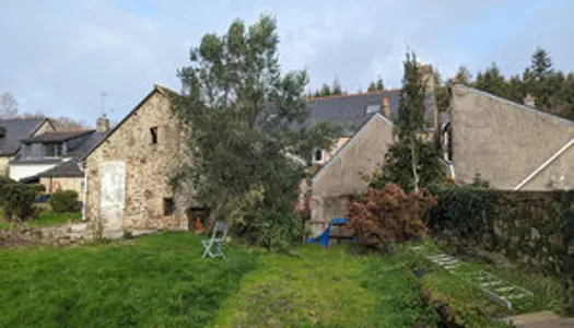 EXCLUSIVITÉ PONT SCORFF AU COEUR DU BOURG MAISON EN PIERRES