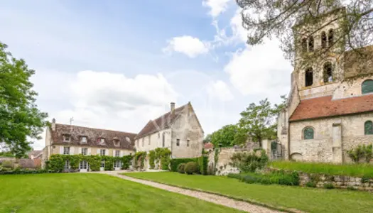 OISE - ANCIENNE ABBAYE DANS UN PARC DE 7HA 