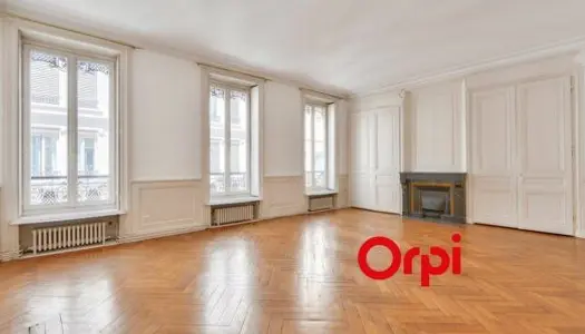 Appartement 5 pièces 158 m² 