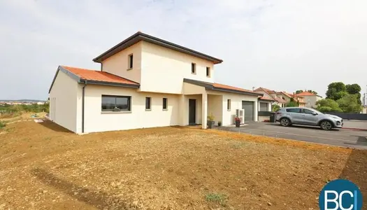 Maison 5 pièces 205 m² 