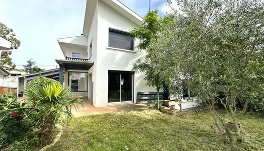 Maison 6 pièces 190 m² 