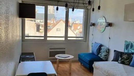 Studio 1 pièce 24 m² 