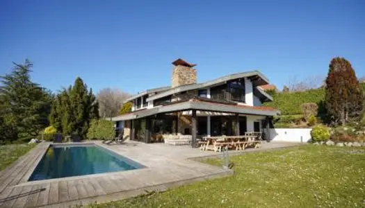 Villa 12 pièces 273 m²