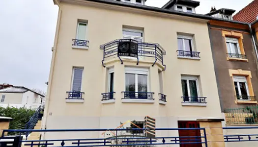 Maison 9 pièces 200 m²