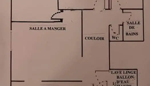 3 CHAMBRES EN COLOCATION A TOULON DANS UN APPARTEMENT MEUBLÉ DE 67 m² 