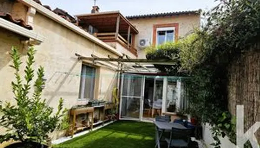 Toulouse - Amidonniers Immeuble de 190 m² sur 3 niveaux, vendu