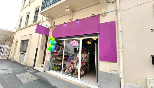 Vente Commerce divers 62 m² à Marseille 48 000 €