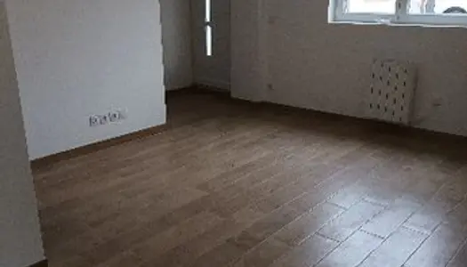 Studio 1 pièce 28 m² 